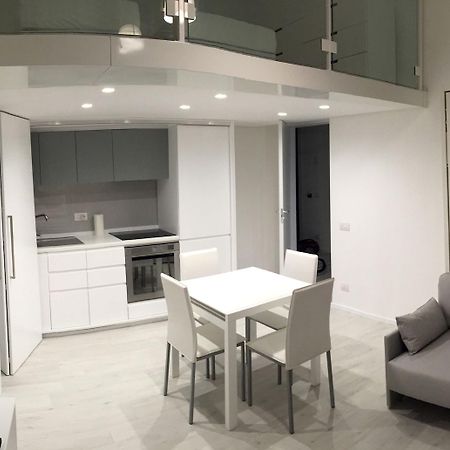 Duomo Inn Милано Екстериор снимка