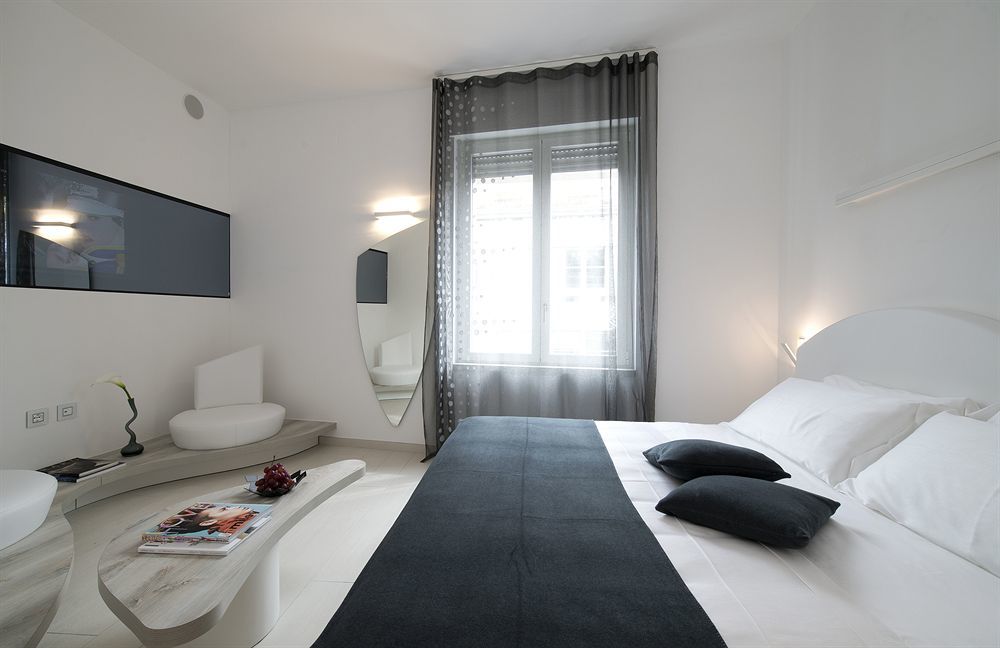 Duomo Inn Милано Екстериор снимка