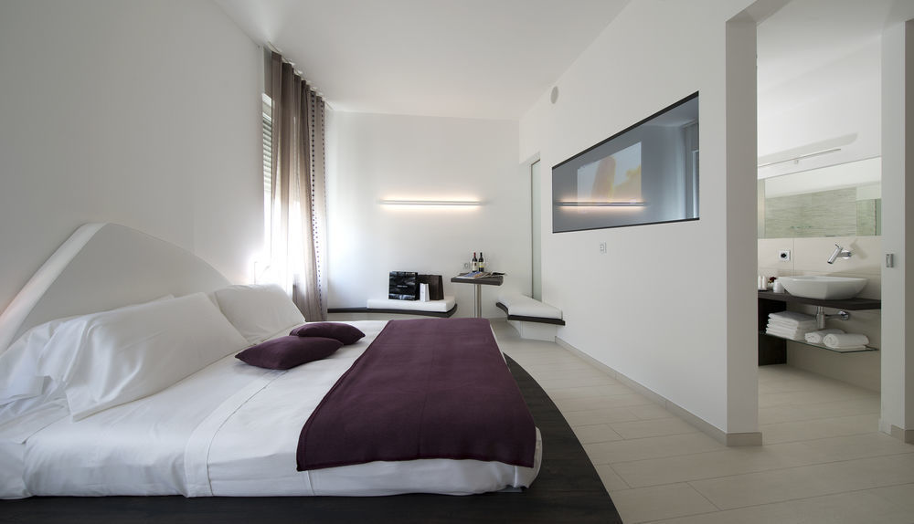 Duomo Inn Милано Екстериор снимка