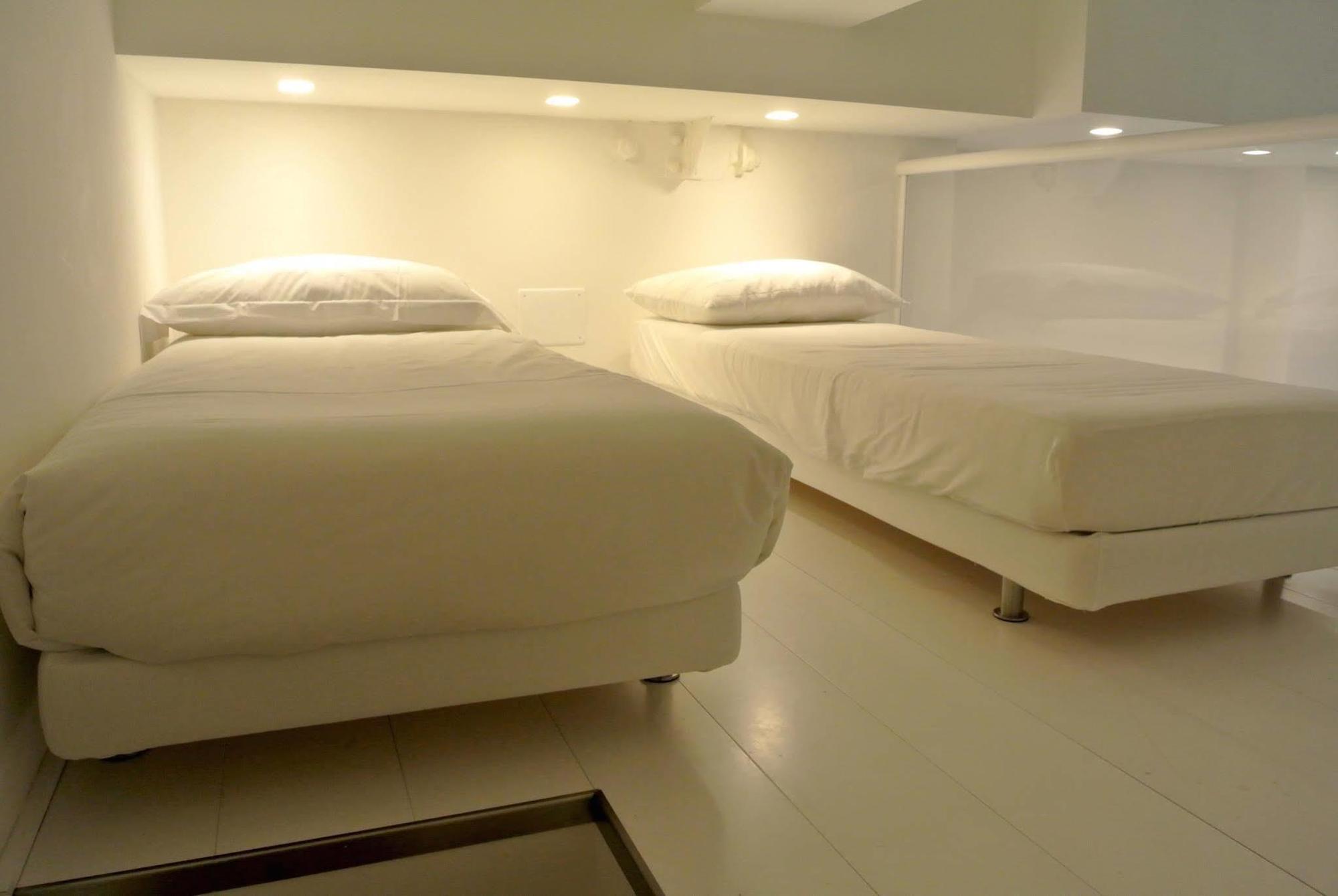 Duomo Inn Милано Екстериор снимка